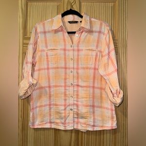 Eddie Bauer cotton button down Size Large
